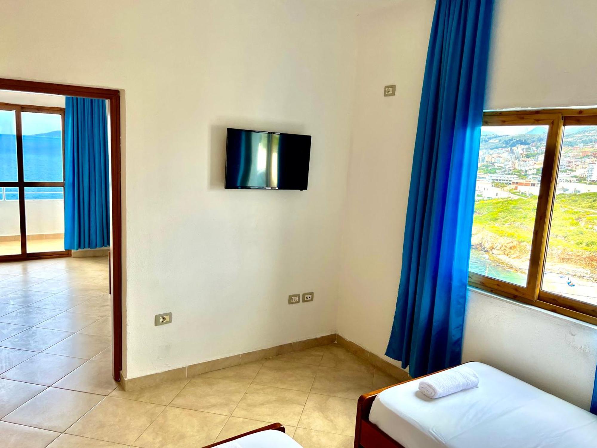 Redi'S Seaview Apartments Sarande Ngoại thất bức ảnh