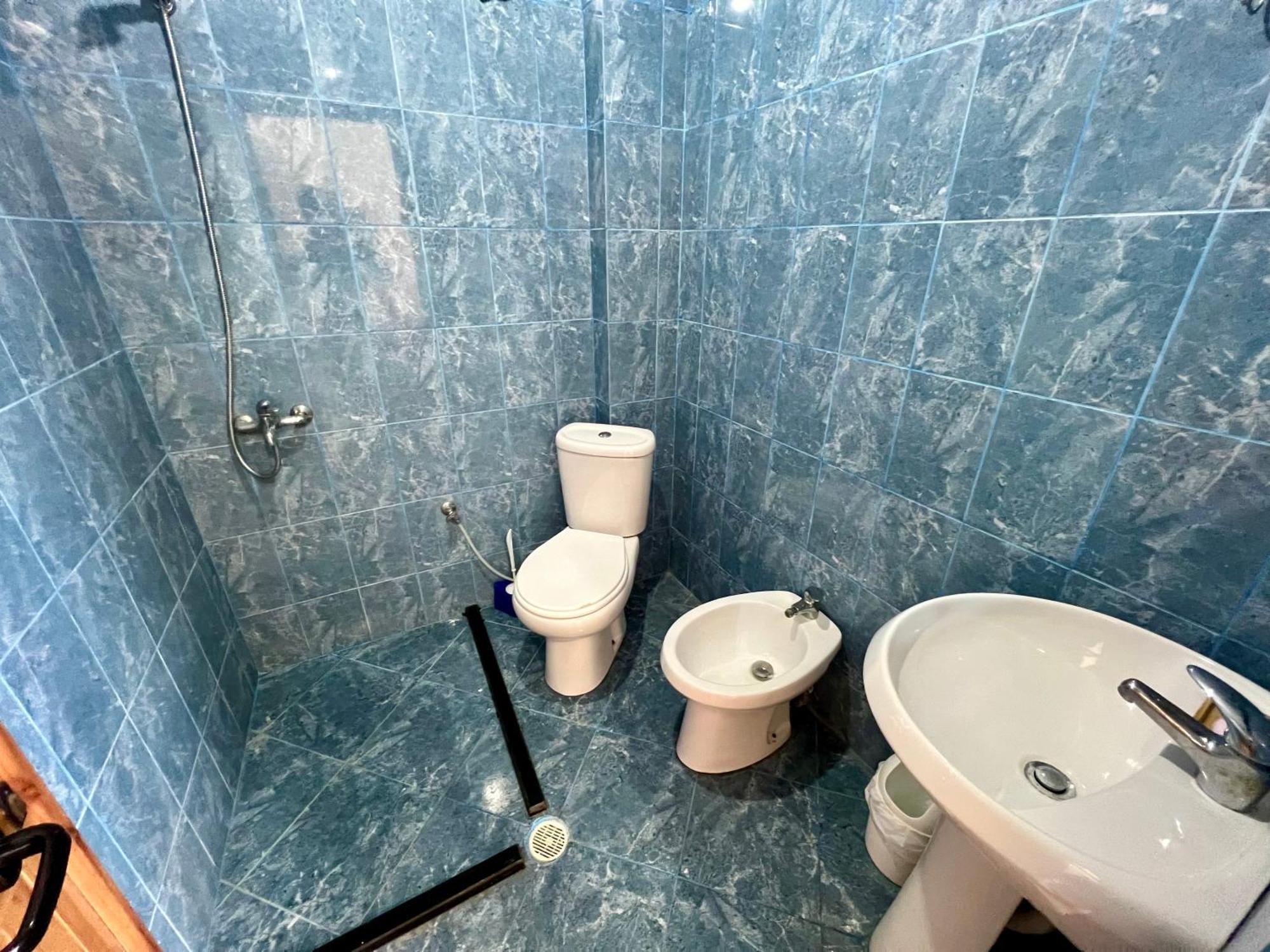 Redi'S Seaview Apartments Sarande Ngoại thất bức ảnh